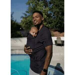 Lalabu Dad Shirt Black Size M Baby-Wearing $90 retail holds babies 7-15 lbs